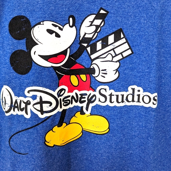 Walt Disney Studios blue Mickey Mouse T-shirt. Med. - Picture 1 of 2